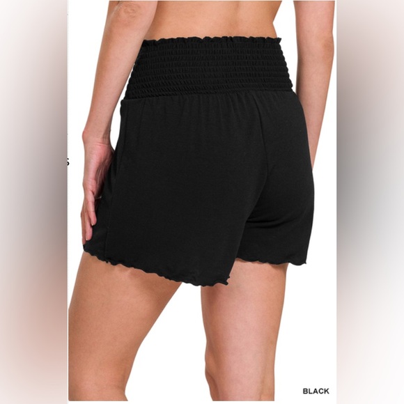 NWT ZENANA SMOCKED WAIST SHORTS - Picture 2 of 3